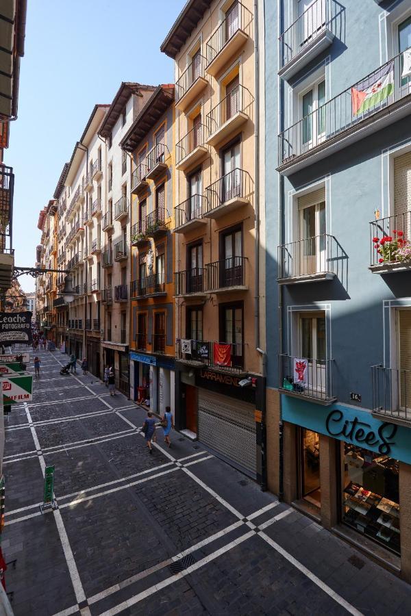 Апартаменты Tuapartamento Centro Estafeta Deluxe Памплона Экстерьер фото