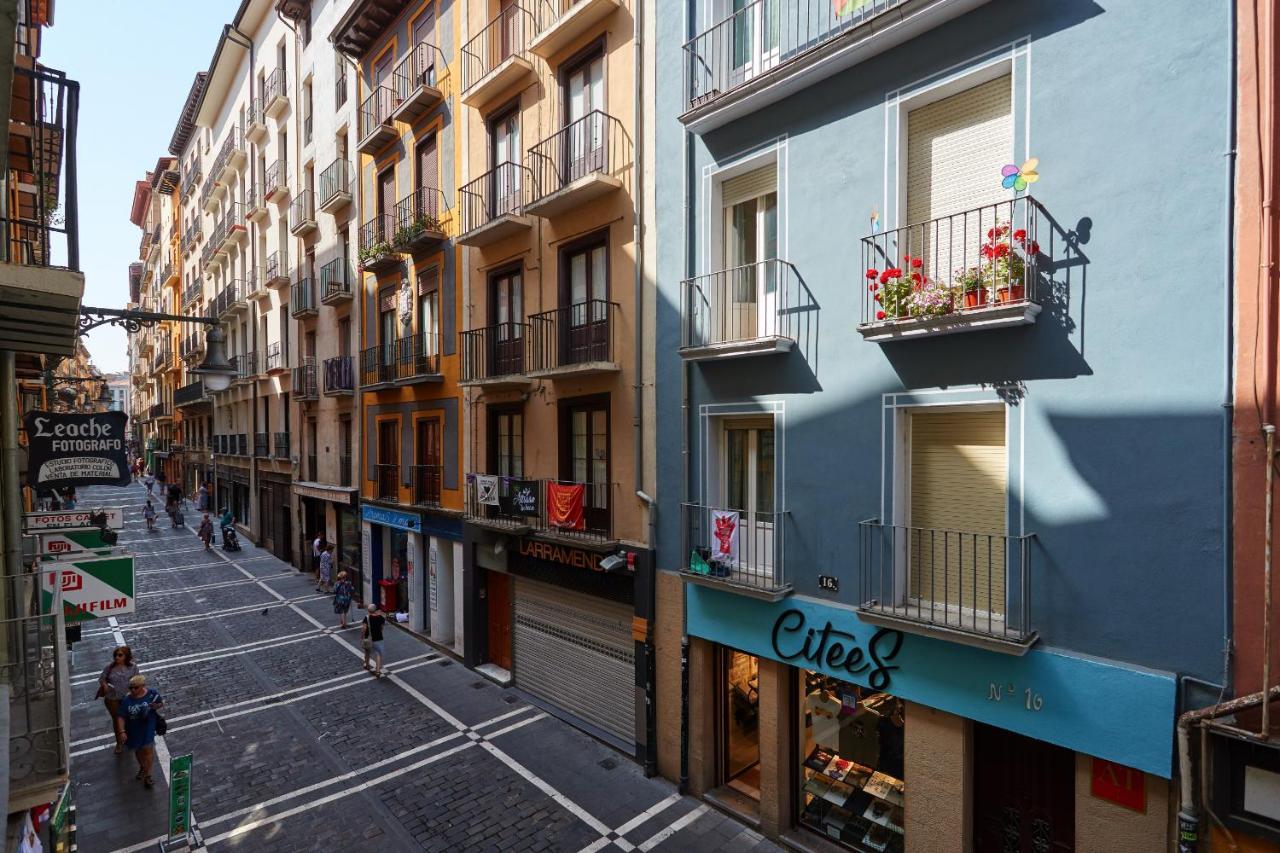 Апартаменты Tuapartamento Centro Estafeta Deluxe Памплона Экстерьер фото