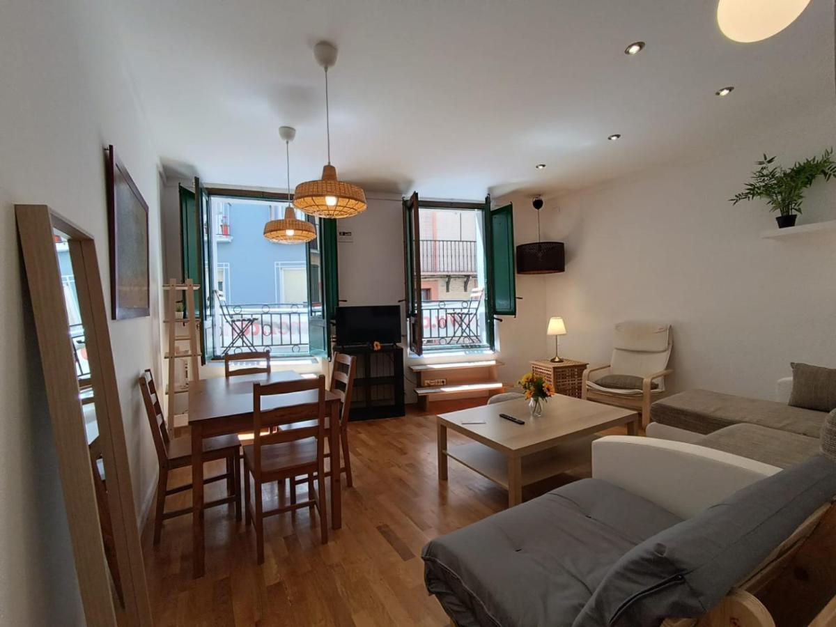 Апартаменты Tuapartamento Centro Estafeta Deluxe Памплона Экстерьер фото
