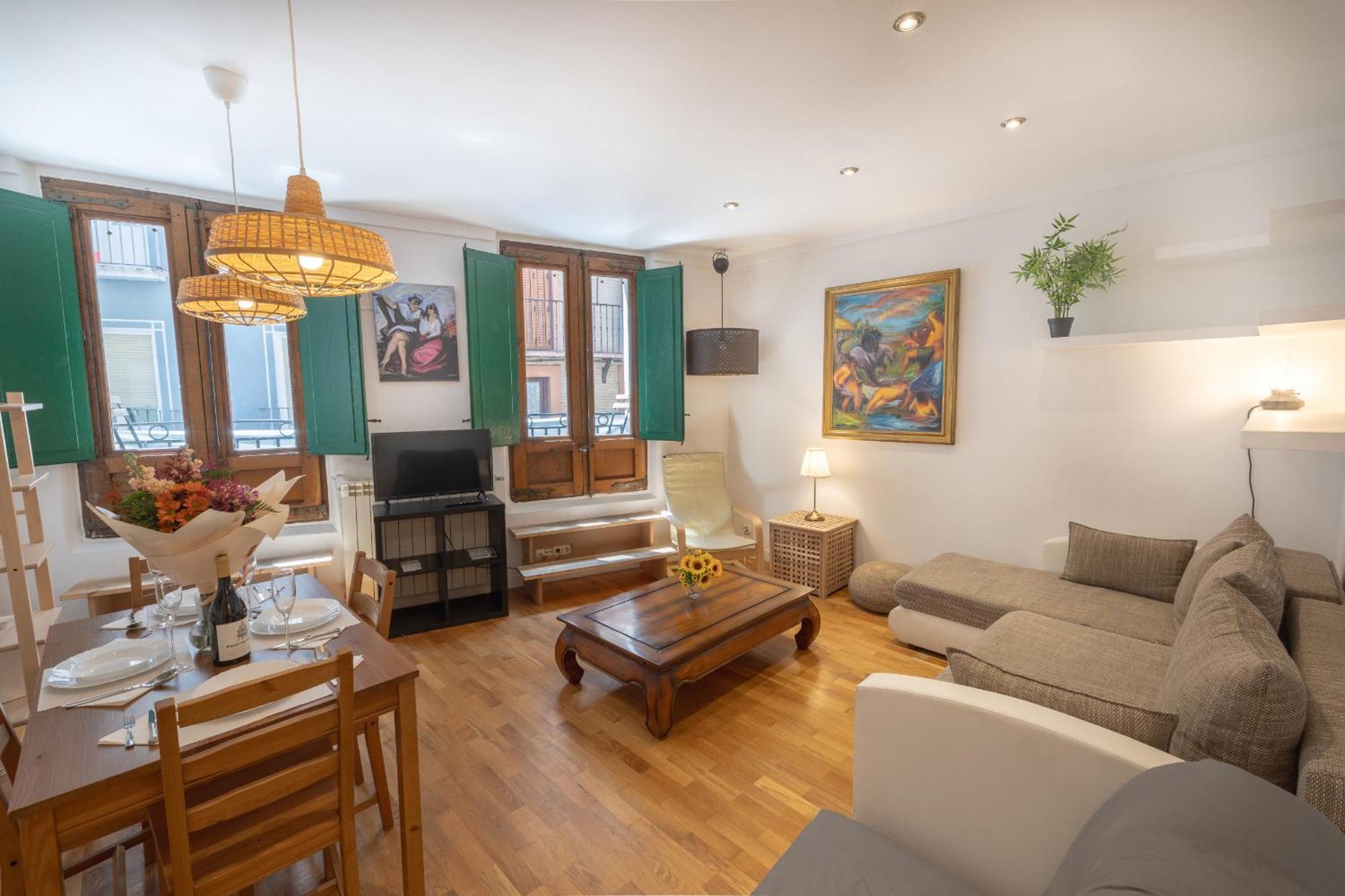 Апартаменты Tuapartamento Centro Estafeta Deluxe Памплона Экстерьер фото