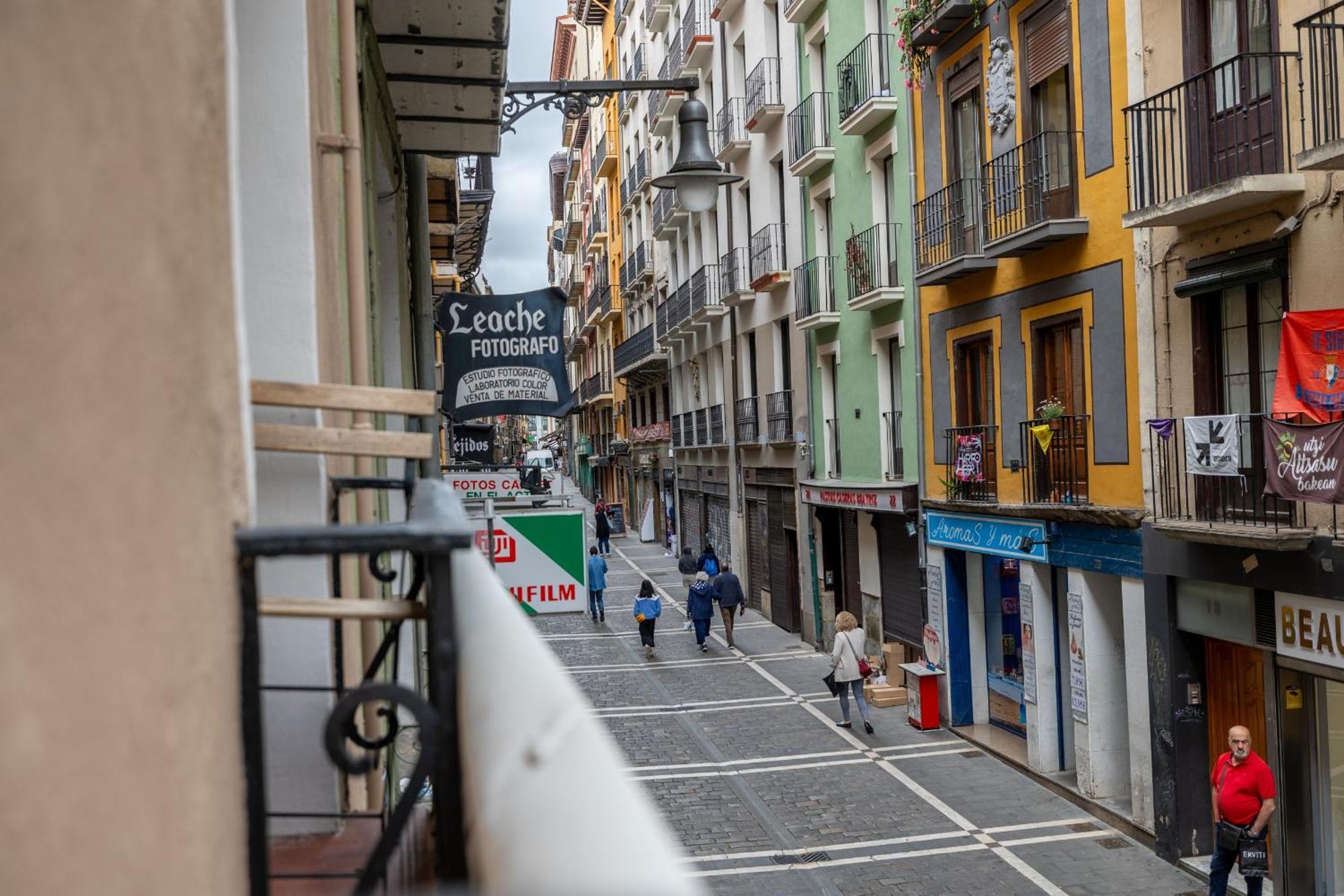 Апартаменты Tuapartamento Centro Estafeta Deluxe Памплона Экстерьер фото